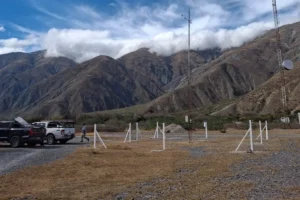 Volcán y más puntos suman estaciones meteorológicas para el monitoreo climático en Jujuy