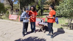 Izquierda Socialista visitó Humahuaca: Militantes del partido recorrieron la ciudad para dialogar con vecinos, artesanos, docentes y jóvenes.