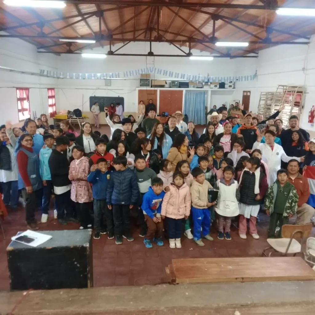 𝗦𝗘 𝗥𝗘𝗔𝗟𝗜𝗭𝗢́ 𝗘𝗟 𝗖𝗢𝗡𝗚𝗥𝗘𝗦𝗢 𝗗𝗘 𝗗𝗔𝗡𝗭𝗔 𝗬 𝗘𝗫𝗣𝗥𝗘𝗦𝗜𝗢𝗡𝗘𝗦 𝗔𝗥𝗧𝗜́𝗦𝗧𝗜𝗖𝗔𝗦 𝗘𝗡 𝗨𝗤𝗨𝗜́𝗔