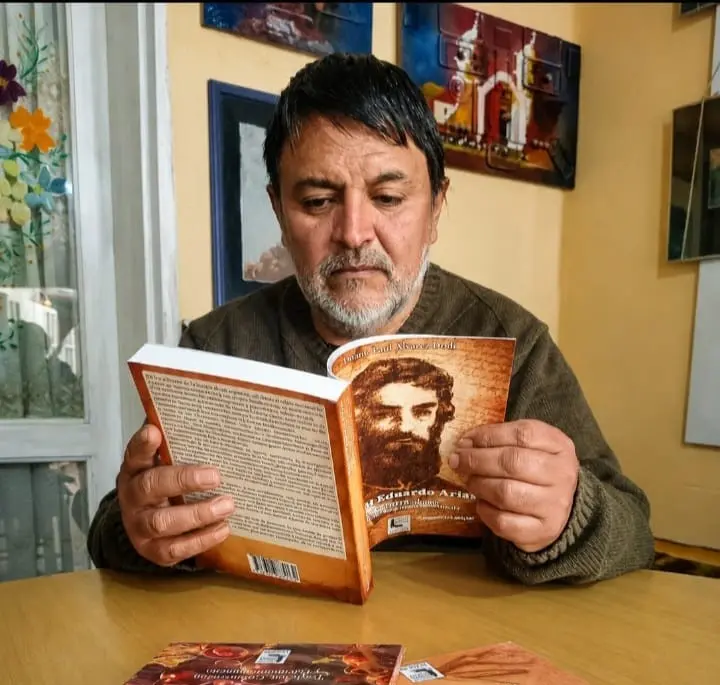 El profe Dante presentará sus libros sobre la historia y la identidad de la Quebrada y la Puna, en la Feria del Libro