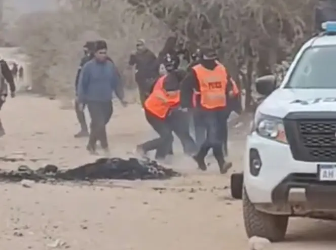 Desalojo en Humahuaca: denuncian que la policía derribó casas con niños adentro y disparó a quemarropa