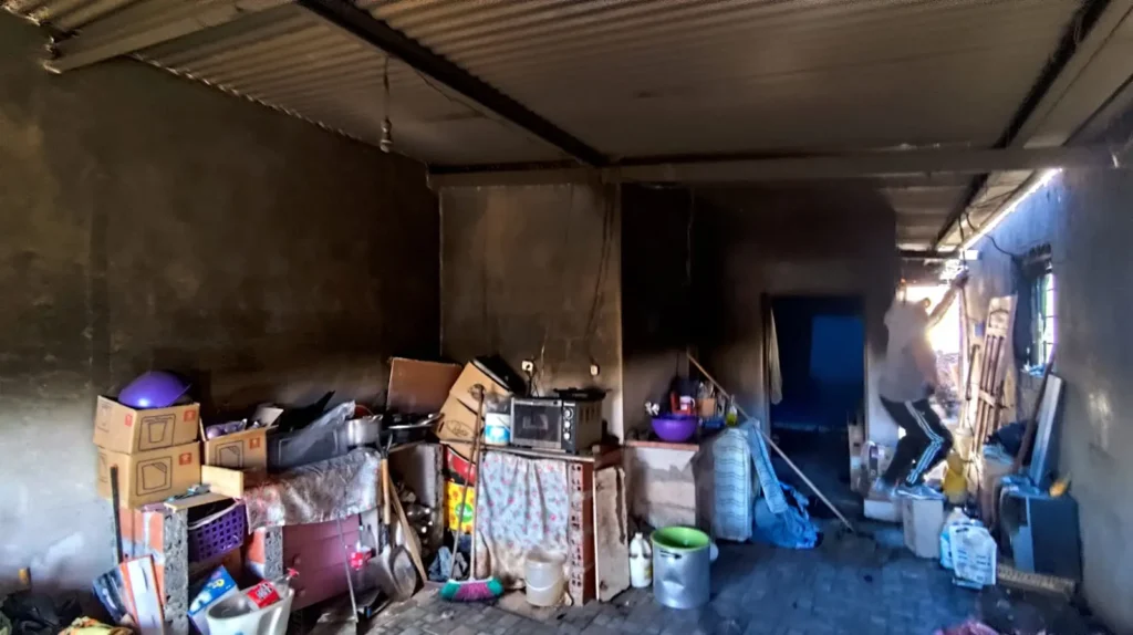 Incendio causó serios daños en una vivienda: la familia y los menores de edad necesitan ayuda