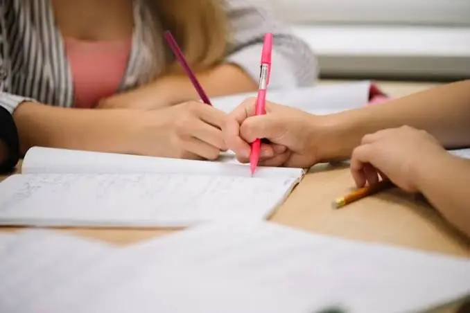 Invitan a completar la escuela primaria a jóvenes y adultos de la región